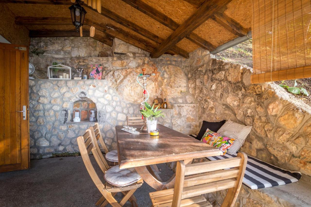 Villa Dunjarica *